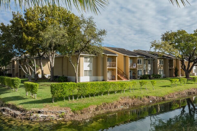 Cutler Hammock in Miami, FL - Building Photo - Building Photo