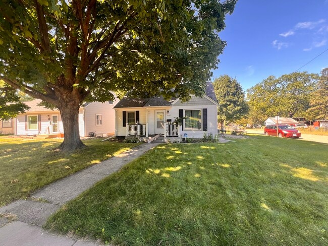 property at 2949 York Ave N