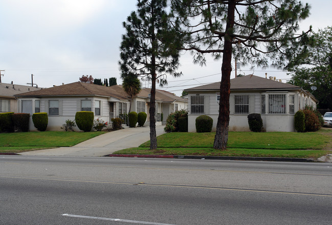 846-848 Centinela Ave in Inglewood, CA - Foto de edificio - Building Photo