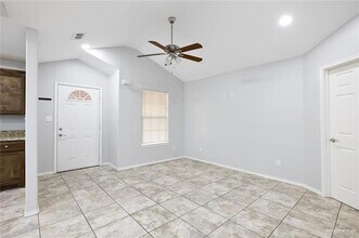 416 E 5th St, Unit B6 in Weslaco, TX - Building Photo - Building Photo