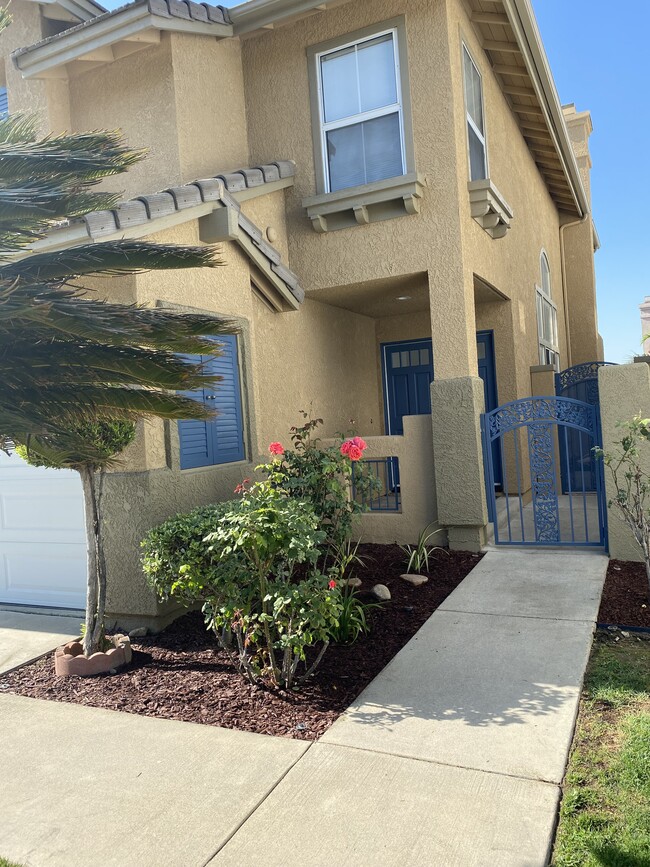 11563 Grapevine St in Rancho Cucamonga, CA - Building Photo - Building Photo