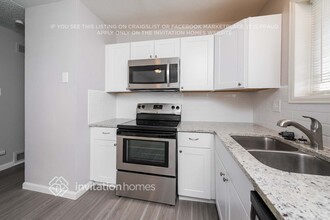 9084 Estes St in Westminster, CO - Foto de edificio - Building Photo