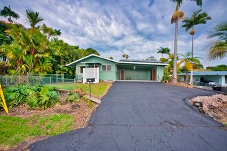 64 Kaapuni Loop in Hilo, HI - Building Photo - Building Photo