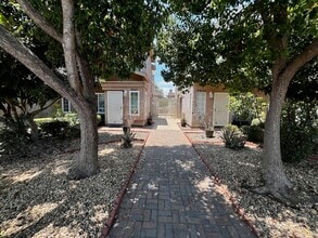 3932 Hamilton St in San Diego, CA - Building Photo - Building Photo