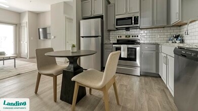 7116 Finn Hall Ave in Charlotte, NC - Foto de edificio - Building Photo