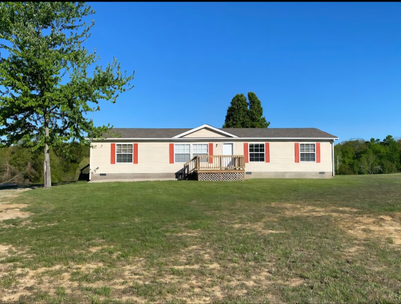 185 Oaklawn Ct in Brandenburg, KY - Building Photo