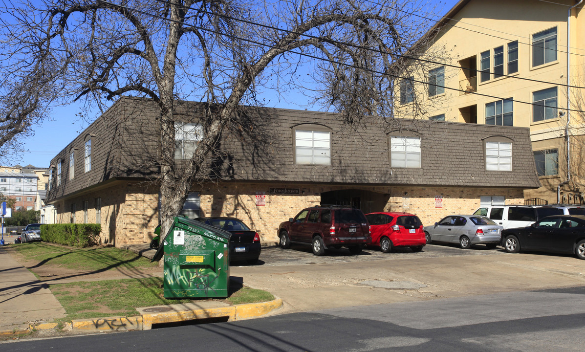 Longhaven Apartments in Austin, TX - Building Photo