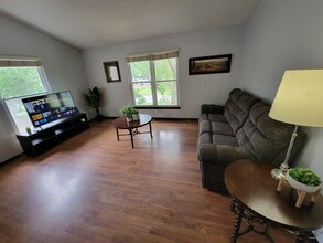 7806 Eby St in Overland Park, KS - Building Photo - Building Photo
