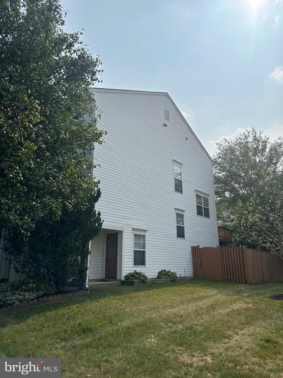 property at 21787 Oakville Terrace