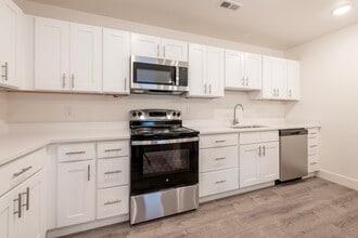 911 South Main Street in Ann Arbor, MI - Building Photo - Building Photo