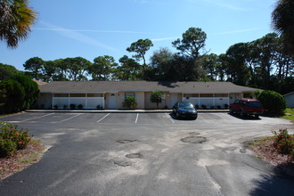 165 Old Englewood Rd in Englewood, FL - Building Photo - Building Photo