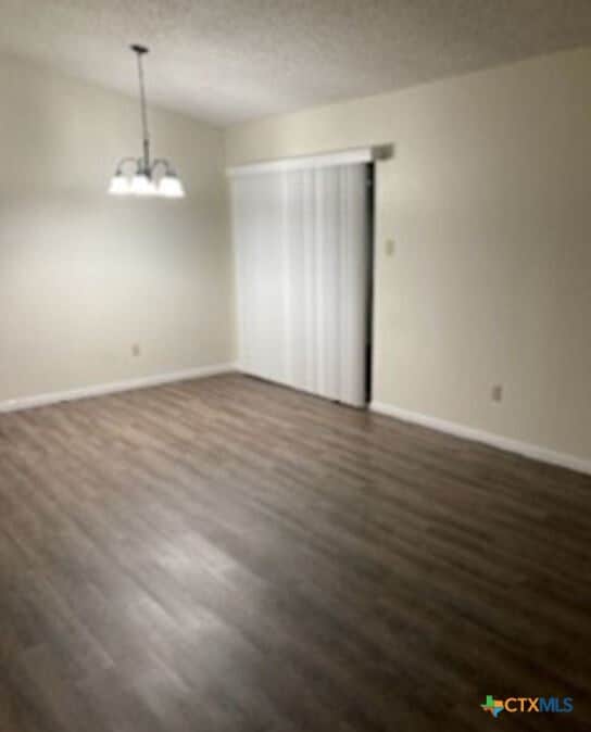 2211 Barry Dr in Killeen, TX - Building Photo - Building Photo