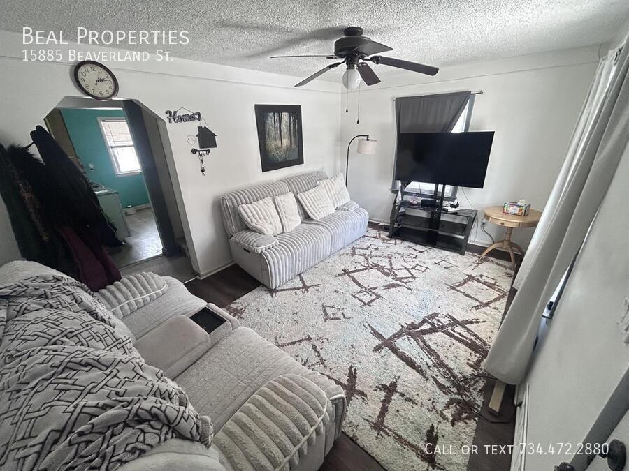 15885 Beaverland St in Detroit, MI - Building Photo