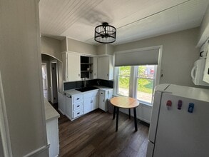 109 E. 15th Street in Holland, MI - Building Photo - Building Photo