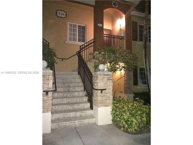 935 NE 33rd Terrace in Homestead, FL - Building Photo - Building Photo