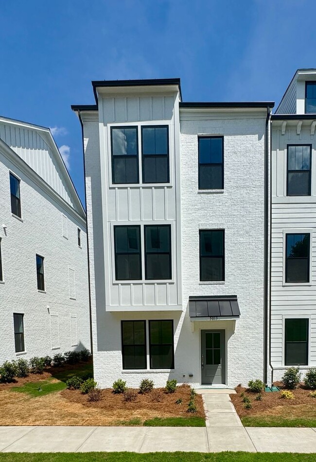 property at 5013 Layman Dr