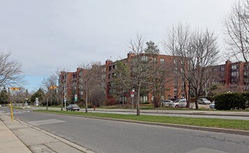 Village Mews in Toronto, ON - Building Photo - Building Photo