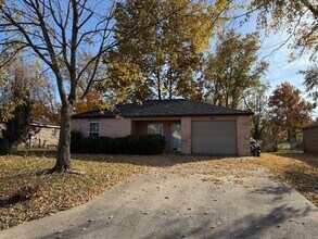 40 Burnett Cir in Bentonville, AR - Building Photo - Building Photo