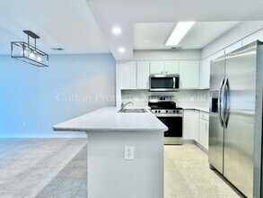 1507 Military Cutoff Rd in Wilmington, NC - Building Photo - Building Photo