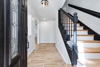 3511 Tree Ln in Humble, TX - Foto de edificio - Building Photo