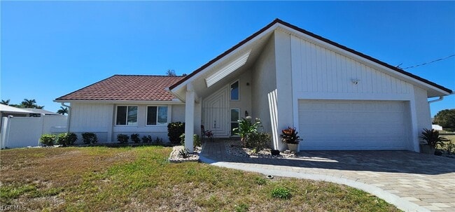 property at 420 SE 15th Terrace