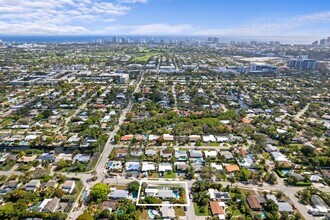3705 NE 16th Ave in Oakland Park, FL - Building Photo - Building Photo