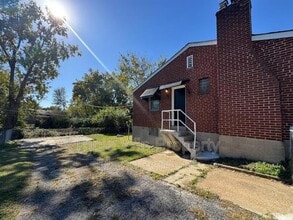 7738 Canton Ave in University City, MO - Building Photo - Building Photo