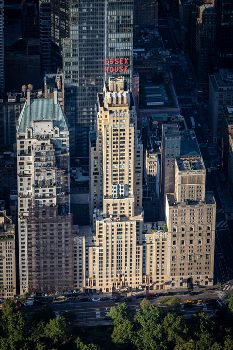 Essex House Residences in New York, NY - Foto de edificio