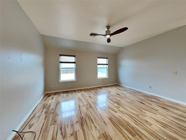 4313 Windgate W Rd in Oklahoma City, OK - Building Photo - Building Photo