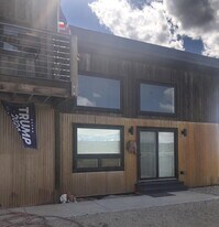 16 Reflection Wy in Pinedale, WY - Building Photo