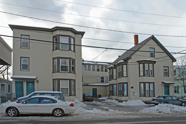 9 Pine St in Biddeford, ME - Building Photo - Building Photo