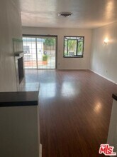 6370 Bothwell Rd in Los Angeles, CA - Building Photo - Building Photo