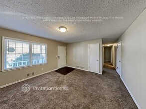 360 Davis Mill Dr in Dallas, GA - Foto de edificio - Building Photo