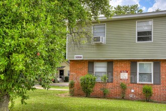 320a Verdery Dr in Belvedere, SC - Building Photo - Building Photo