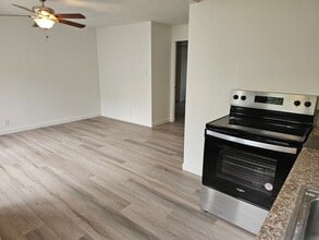 1487 Alencastre St in Honolulu, HI - Building Photo - Building Photo