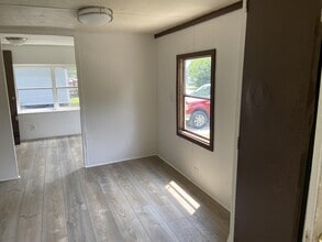 210 Stinson Dr in Bardstown, KY - Building Photo - Building Photo