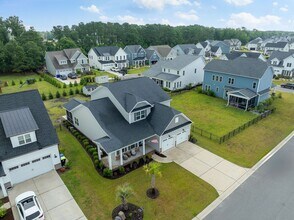 61 Sailor Sky Wy in Hampstead, NC - Building Photo - Building Photo