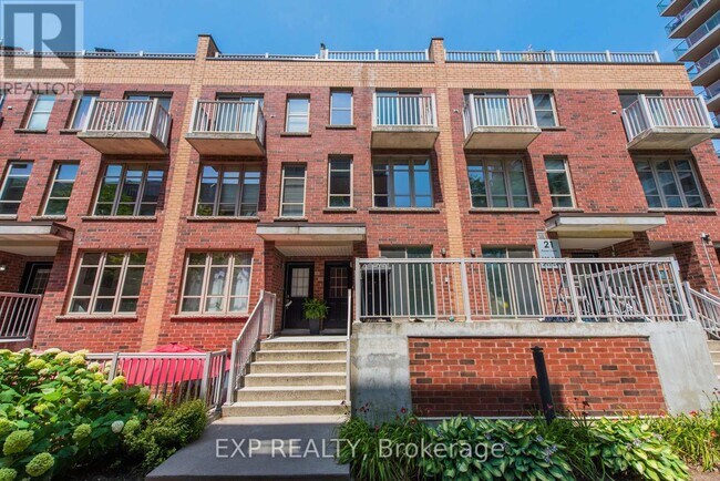 property at 21-221 Ruttan St