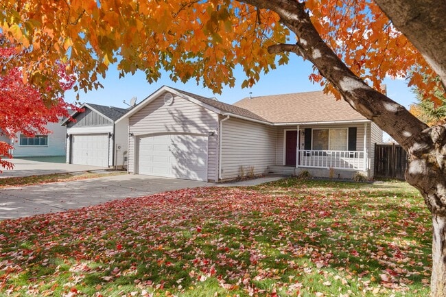 property at 23303 Maxwell Ave