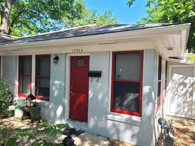 property at 1705 West Ave
