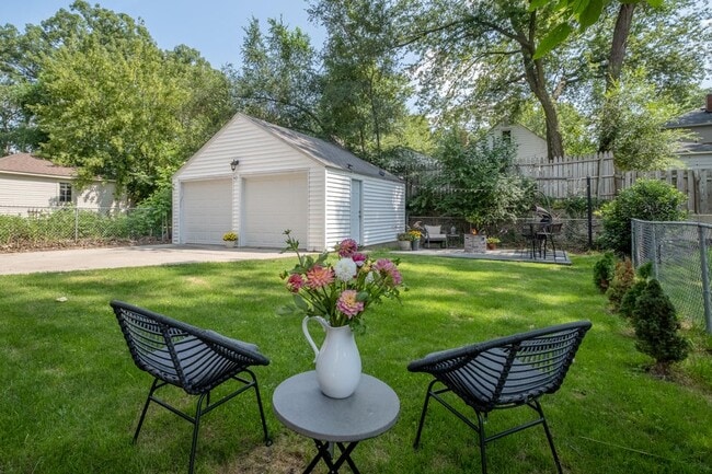 1450 Philadelphia Ave SE in Grand Rapids, MI - Building Photo - Building Photo