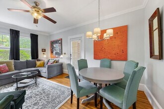 800 Magnolia Ave in Charlotte, NC - Building Photo - Building Photo