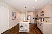 465 Memorial Dr SE, Unit 359 in Atlanta, GA - Building Photo - Building Photo