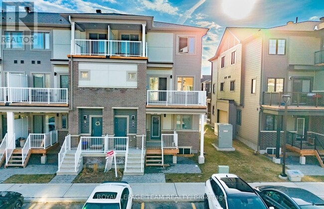 30 Pyrite Private in Ottawa, ON - Building Photo - Building Photo