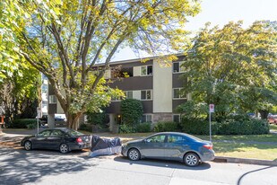 The Sorento in Vancouver, BC - Building Photo