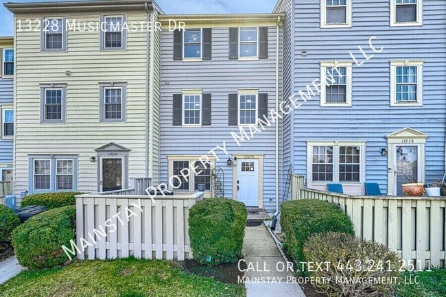 13228 Musicmaster Dr in Silver Spring, MD - Building Photo - Building Photo