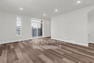 453 E 690 S in Clearfield, UT - Building Photo - Building Photo