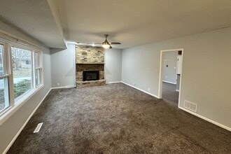 1415 Crescent St in Ames, IA - Building Photo - Building Photo