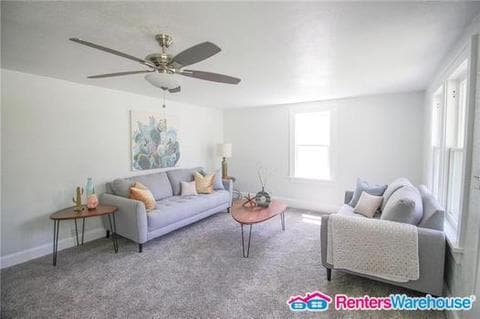 1231 56th St in Des Moines, IA - Building Photo - Building Photo