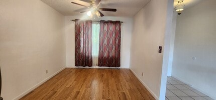 6725 Riverside Blvd in Sacramento, CA - Building Photo - Building Photo